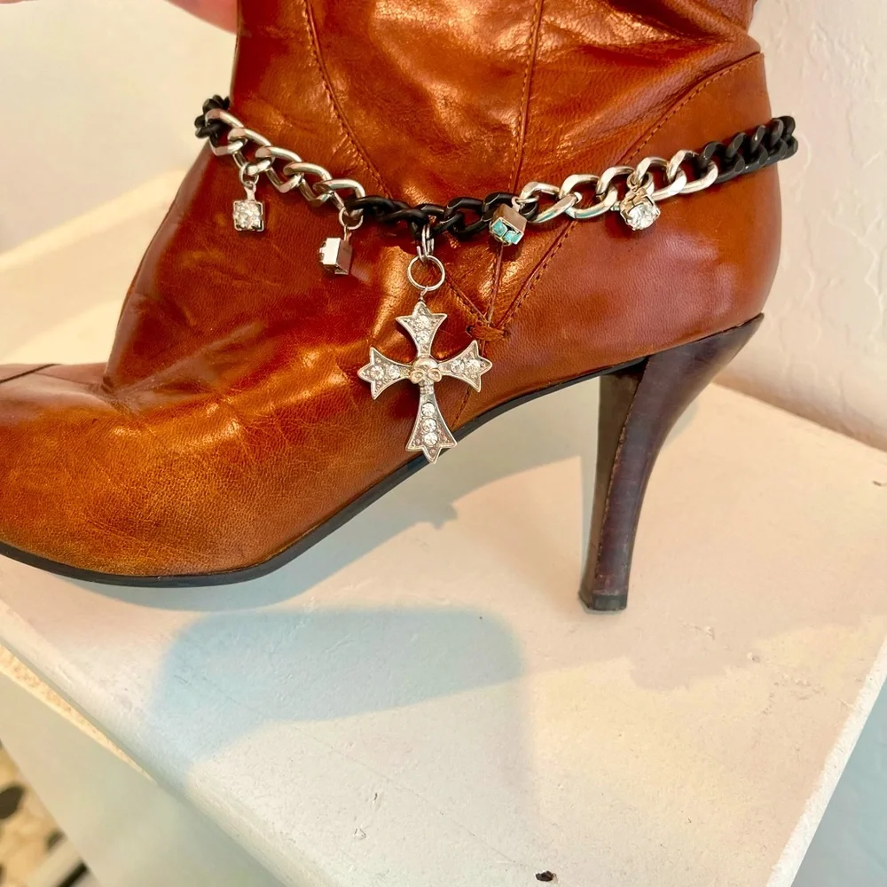 Boot Charm - Picture 3 of 5